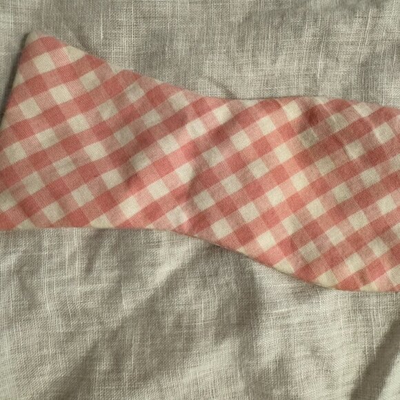 High Cotton reversible Bowtie - Picture 3 of 4